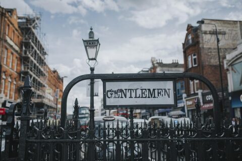 Rivington Street: How a Back Street Became a Landmark